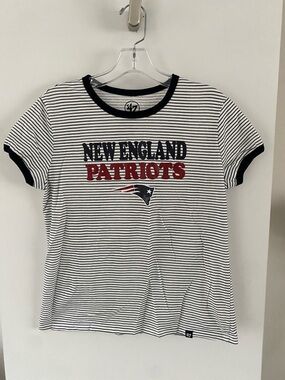 47 New England Patriots Striped Ringer Tee - White/Black with Red Logo